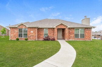 Building Photo - 627 Hearthstone Dr