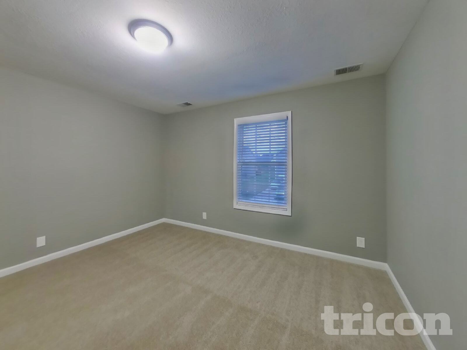 Building Photo - 1335 Loren Circle