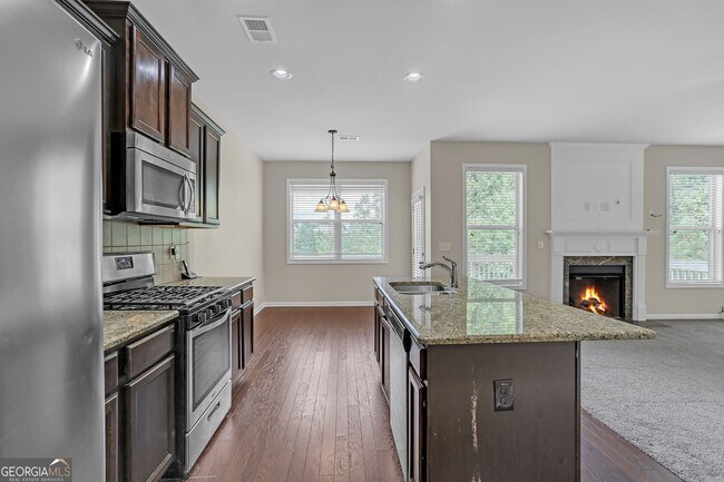 Building Photo - 568 Garden View Ct