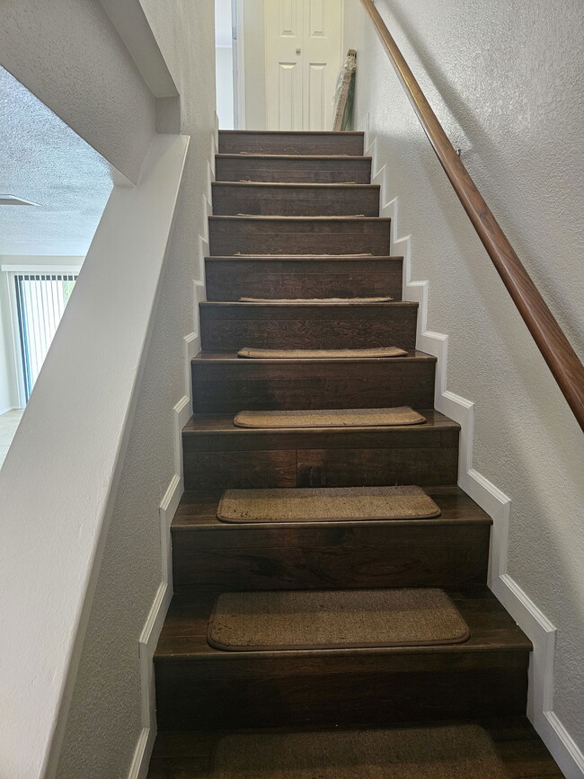 Building Photo - 885 N Granite Reef Rd