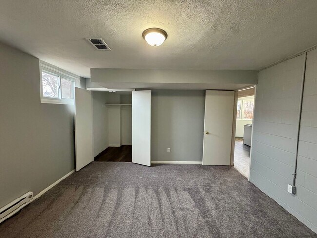 Building Photo - 1811 13th Ave
