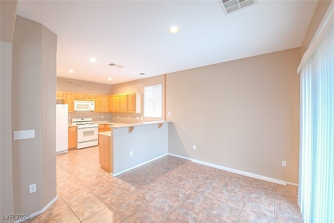 Building Photo - 7270 Bird Cherry St