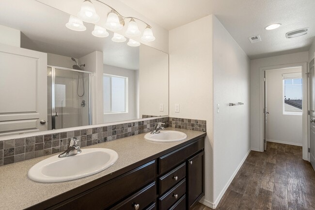 Building Photo - 3616 SW Pumice Stone Ave