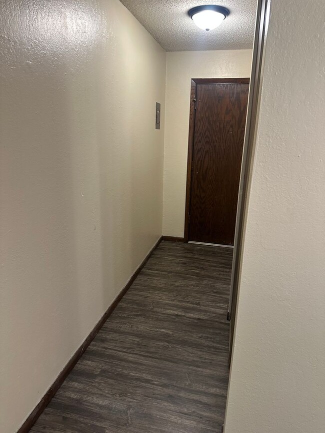 Building Photo - One Bedroom