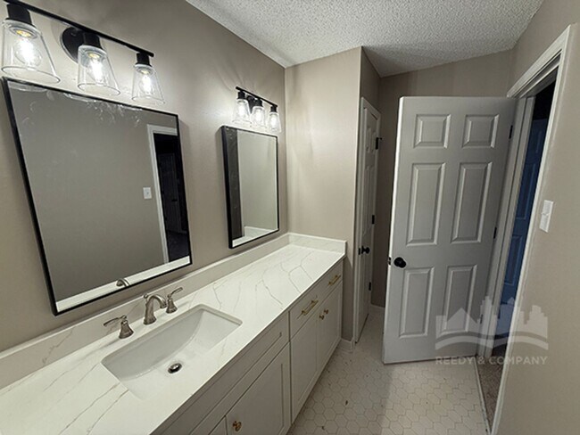 Building Photo - Welcome to your dream home in the heart of...