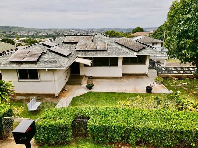 Building Photo - 99-639 Halawa Dr