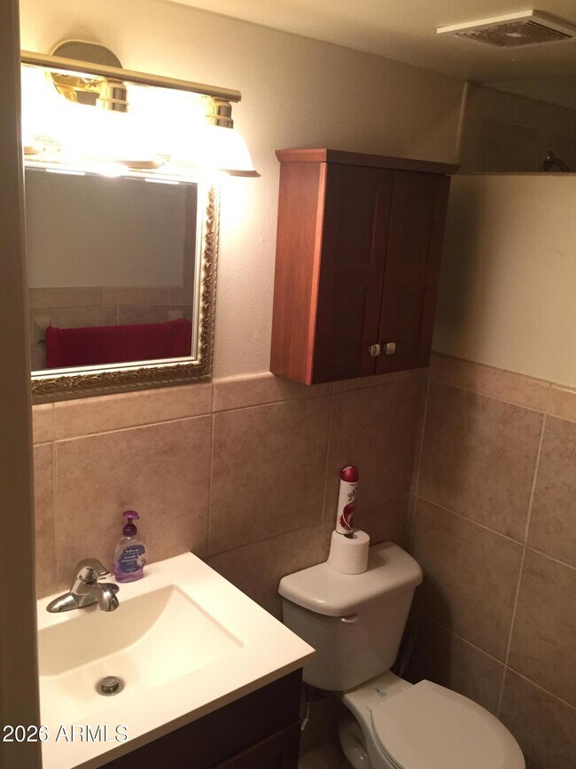 Building Photo - 7010 N 68th Dr