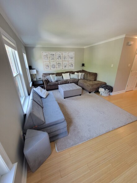 Living Room - 555 Coventry Lane