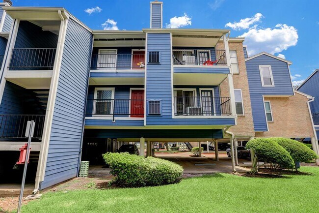 Building Photo - 18515 Egret Bay Blvd