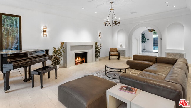 Building Photo - 7801 Hillside Ave