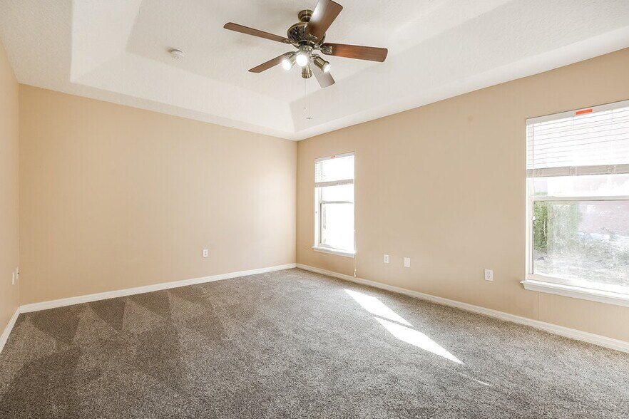 Building Photo - 13013 Baybrook Ln