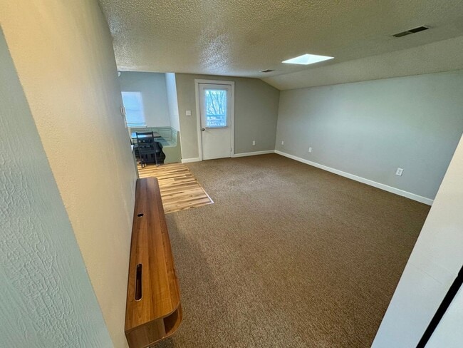 Building Photo - 409 North Ave