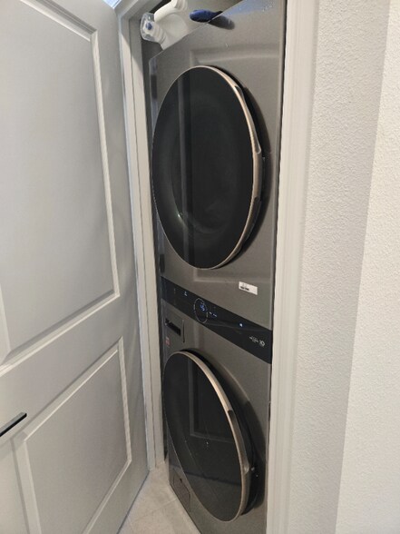 Building Photo - 5328 Dagenham Dr