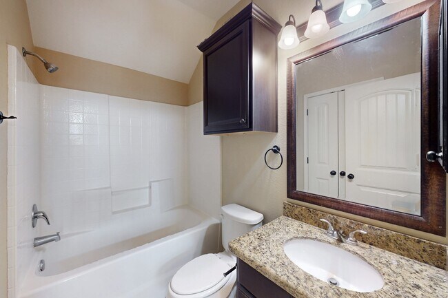 Building Photo - 303 Capps Dr