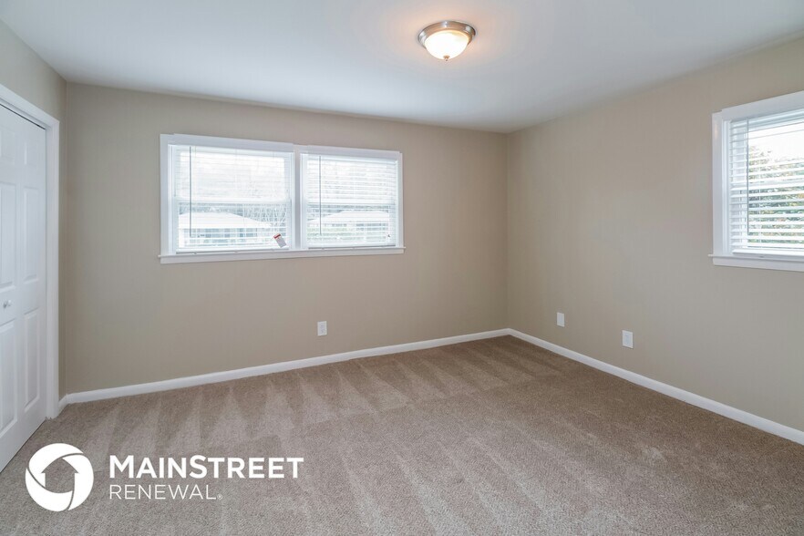 Building Photo - 3919 Wisteria Ln SW