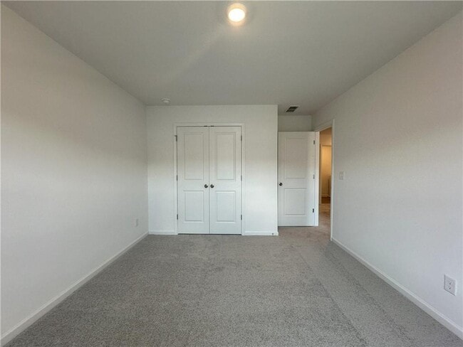 Building Photo - 612 Blue Sky Blvd