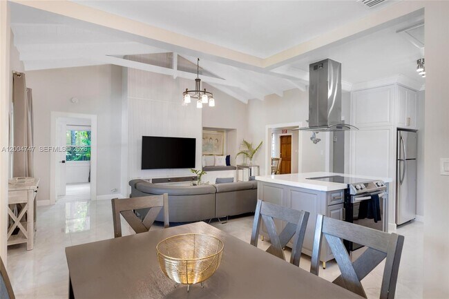 Building Photo - 1050 Harrison St