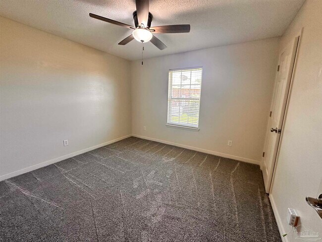 Building Photo - 3304 Tiller Ct