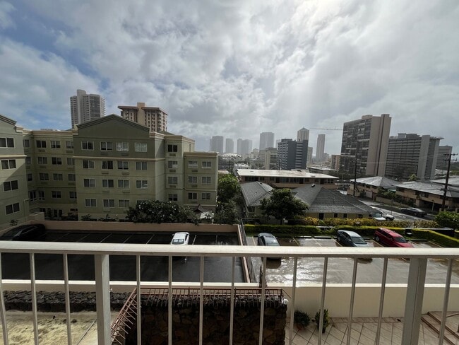 Building Photo - Academy Tower (Ward Ave/Honolulu) - 2 bedr...