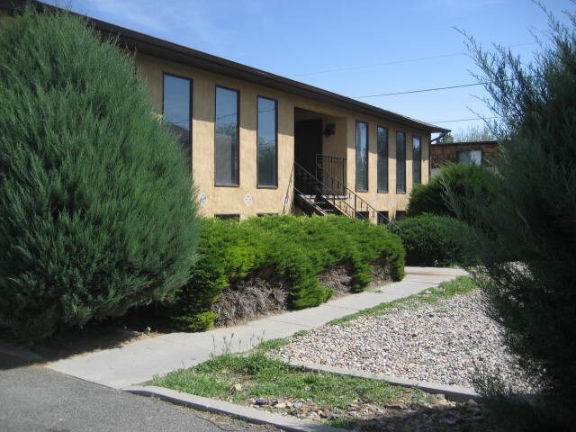 Building Photo - 2132 Norman Ln