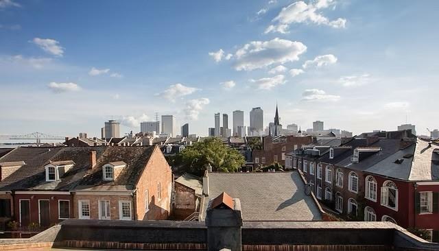 Building Photo - 533 Dumaine St