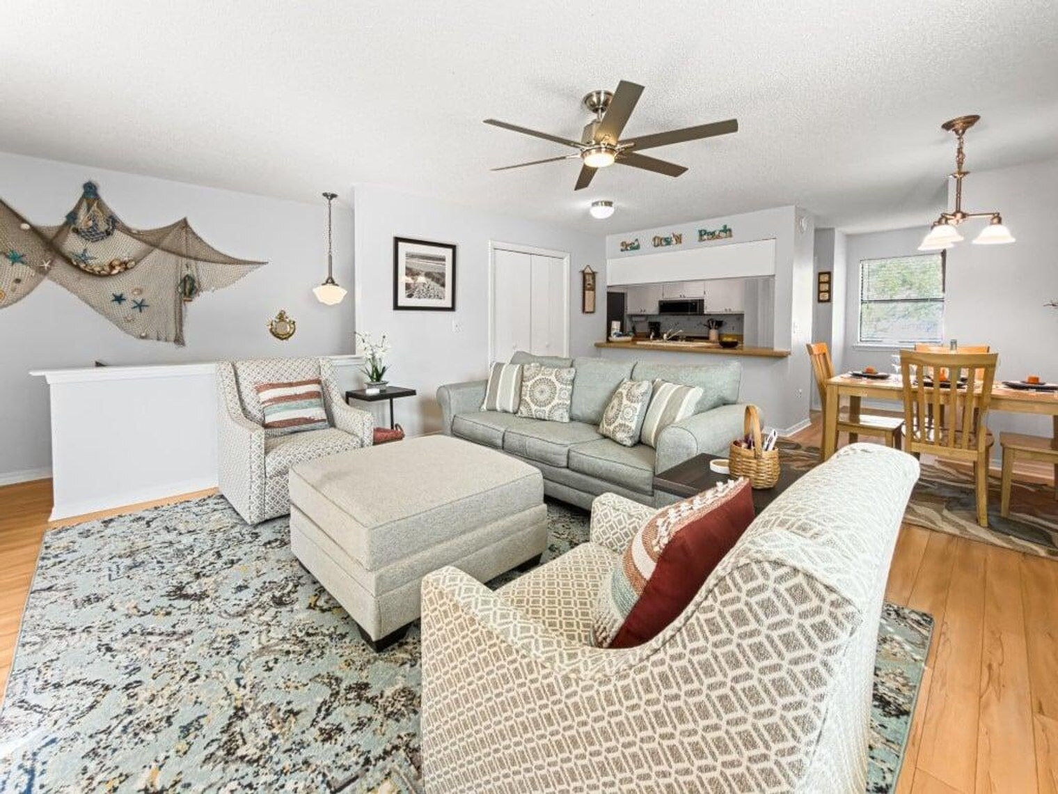 Building Photo - 113 N Myrtle Dr