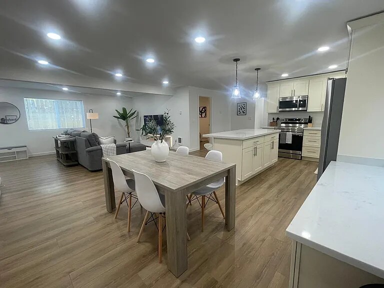 Building Photo - 3730 SW 99th St