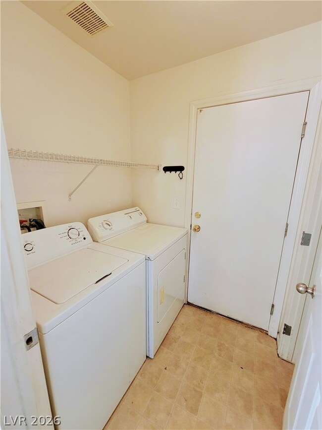 Building Photo - 5057 W Eldorado Ln