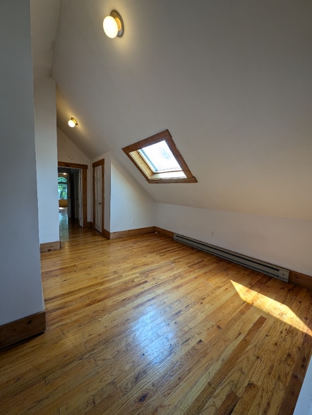 Building Photo - 39 Rutgers St