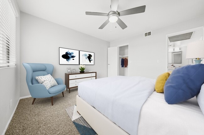 Building Photo - Connect on Union