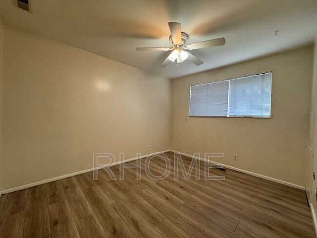 Building Photo - 2029 E 2700 S