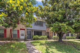 Building Photo - 8238 Fondren Rd