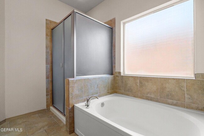 Building Photo - 14335 Alma Point