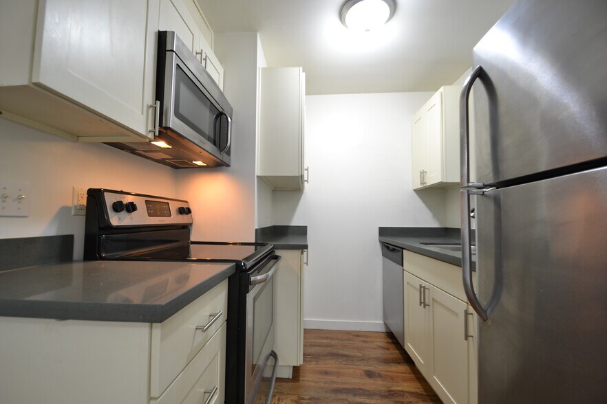 Building Photo - 3017 NE 140th St