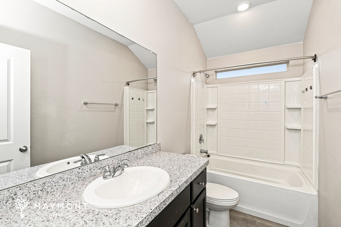 Building Photo - 9765 Walnut Cove Dr