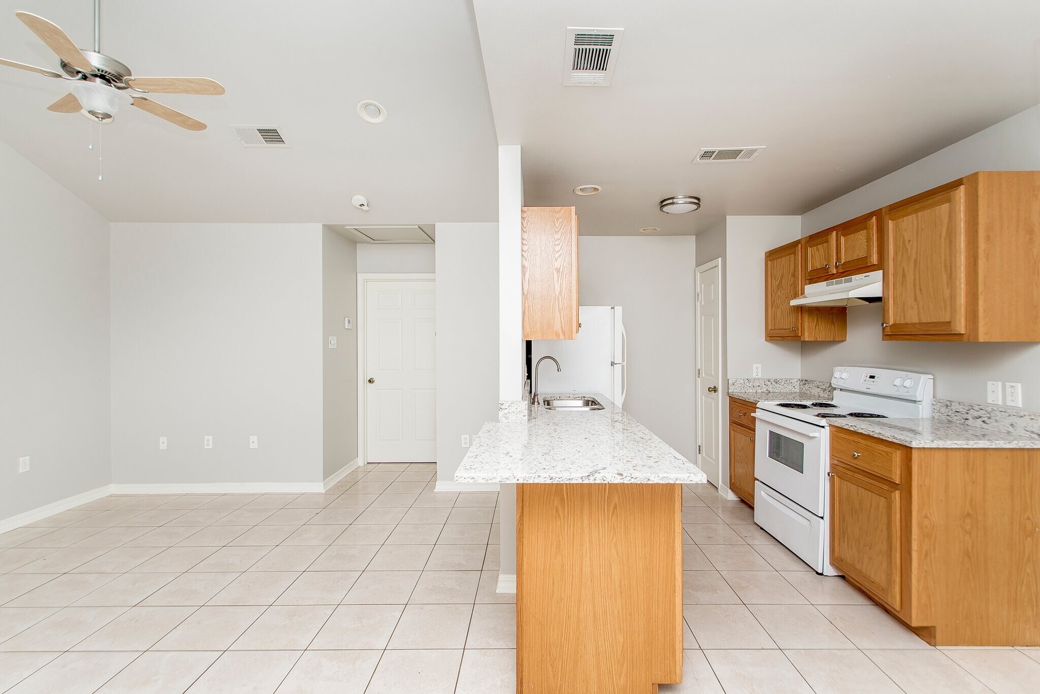 Building Photo - 48289 Alack Ln