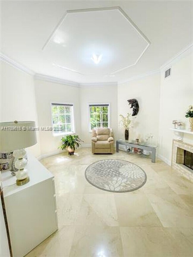 Building Photo - 194 Caoba Ct