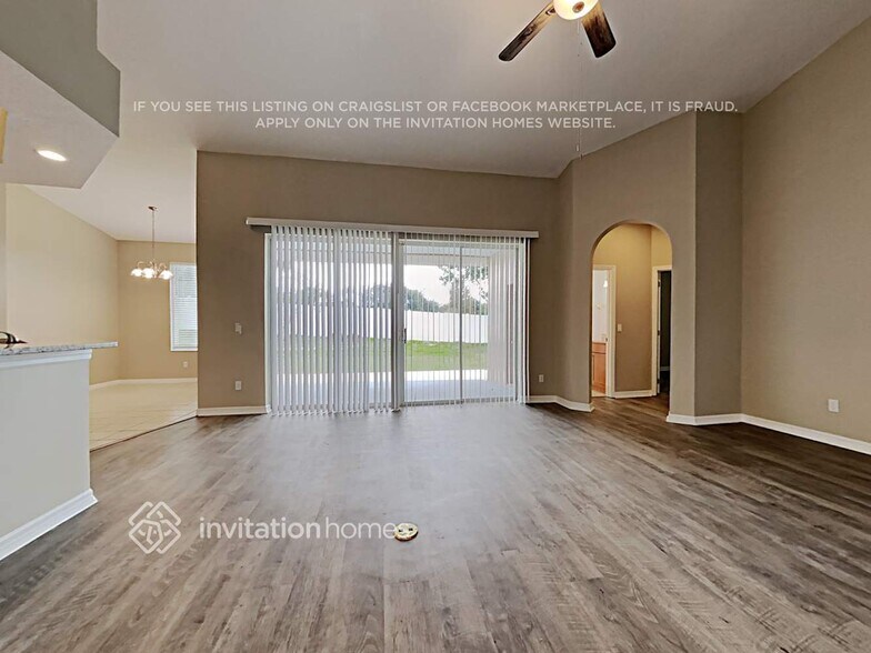 Building Photo - 341 Oak Springs Dr