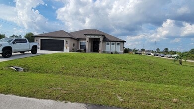 Building Photo - 3506 9th St W