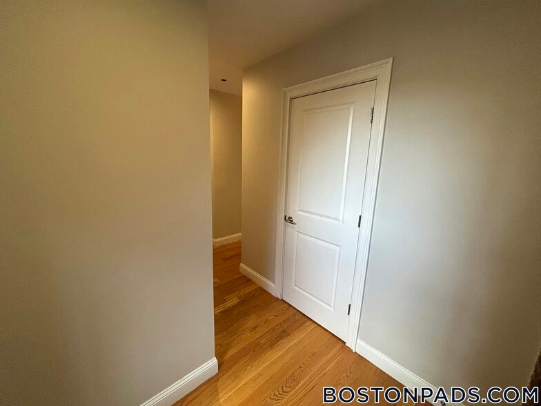 Building Photo - 151-153 Meridian St.