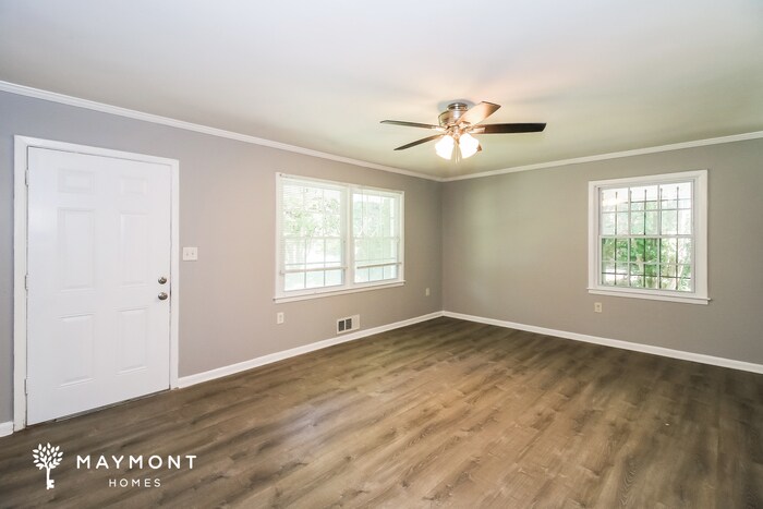 Building Photo - 4451 Greenleaf Cir SW
