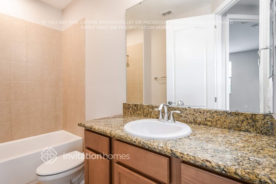 Building Photo - 10173 Eagle Creek Center Blvd