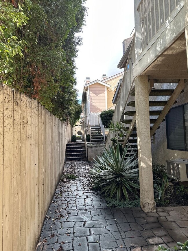 Building Photo - 3935 32nd St