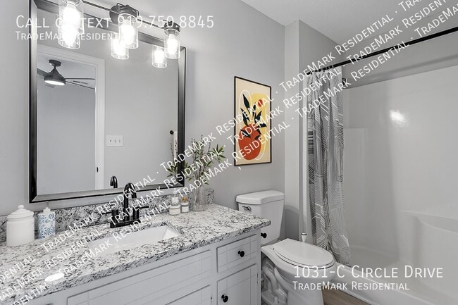 Building Photo - 1031-C Circle Drive-