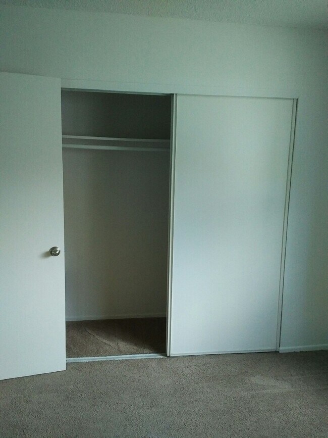 Building Photo - 12848 Bloomfield St