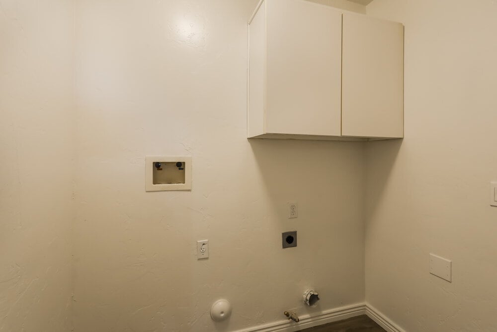 Building Photo - 7625 S Athel Tree Dr