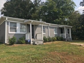 Building Photo - 2Bed/1Ba Duplex close to Downtown Concord Fully Renovated with Laundry Room on Site