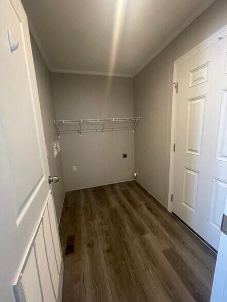 Building Photo - 69 Ashley Cir