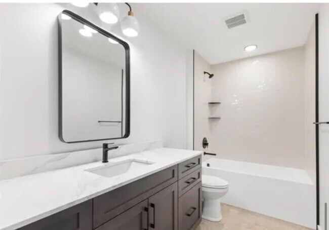 Building Photo - Single Family HOME with 3 Bedrooms 2 1/2 B...
