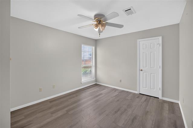Building Photo - 1037 McCoy Dr
